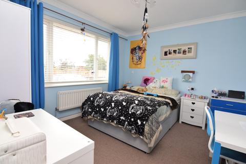29 Hillside Drive, Gomeldon, Salisbury, SP4 6LF