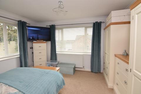 29 Hillside Drive, Gomeldon, Salisbury, SP4 6LF