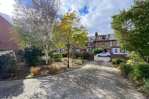 13 Cavendish Road, Herne Bay, CT6 5BE