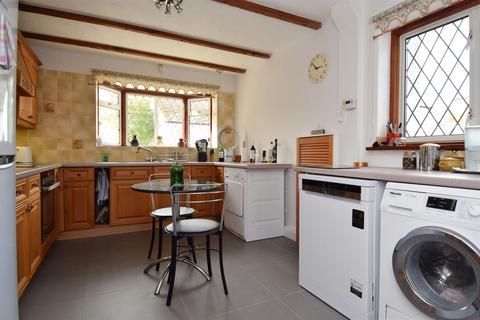 13 Cavendish Road, Herne Bay, CT6 5BE