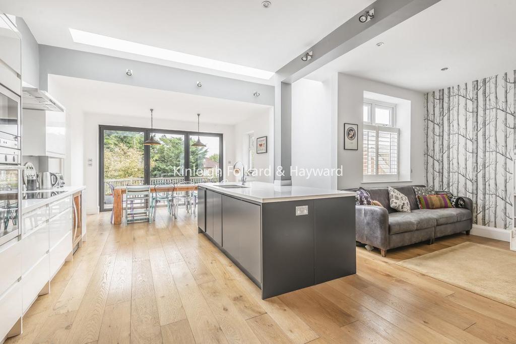 Selborne Road, Southgate 4 bed semidetached house £995,000