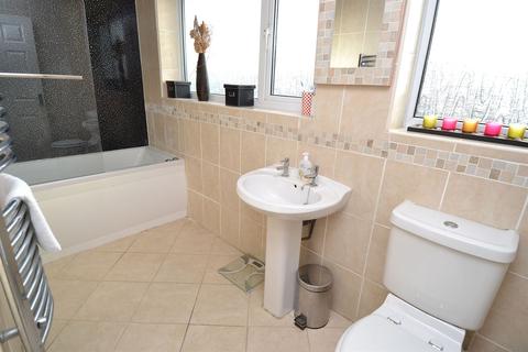 17 Oakwood Drive, Whitstable, CT5 1NY