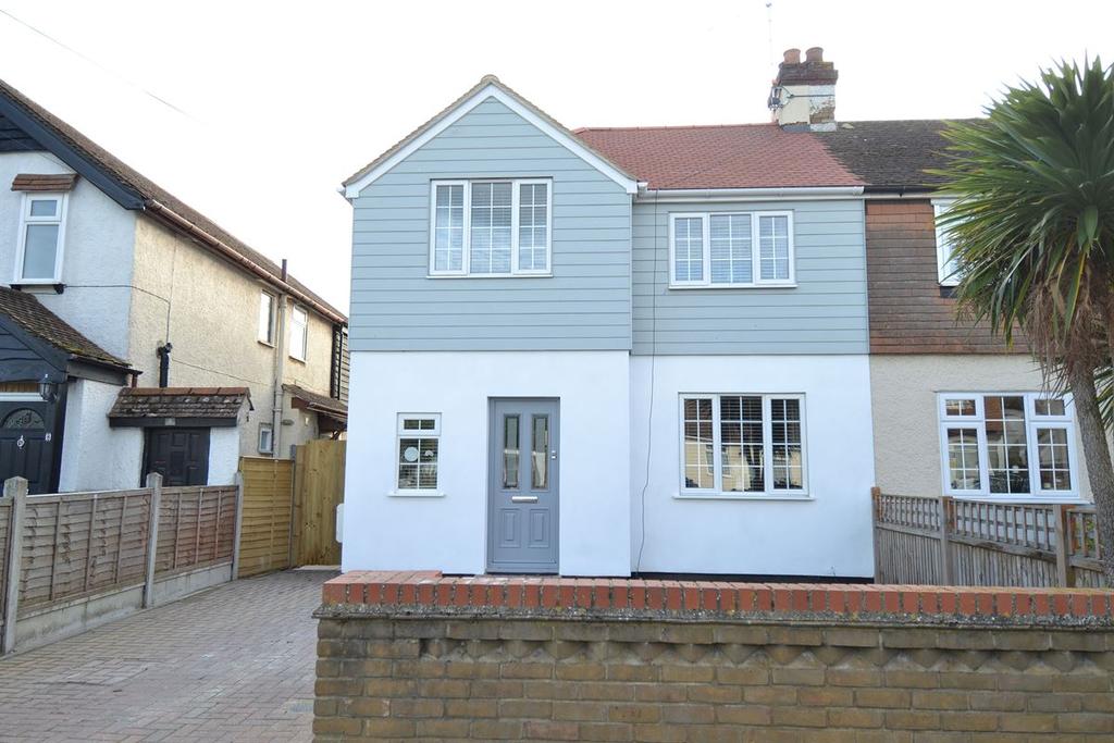 Goodwin Avenue, Swalecliffe, Whitstable 3 bed semidetached house £