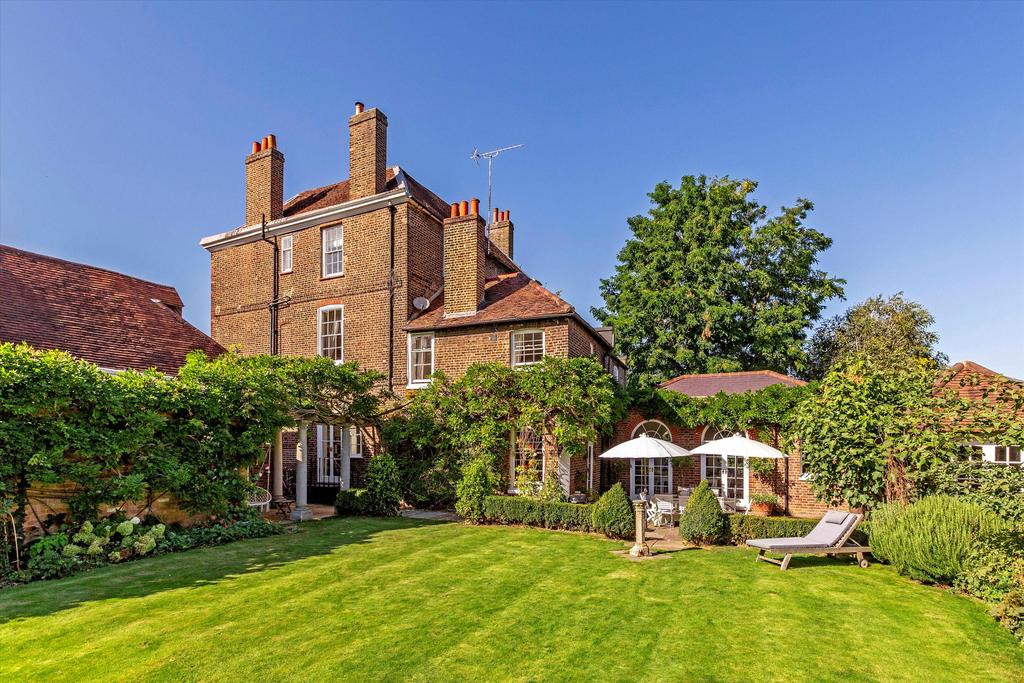 Petersham Road, Richmond, TW10 6 bed detached house for sale £7,500,000