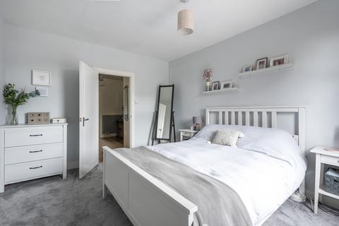 33c West Park, Mottingham, London, SE9 4RZ