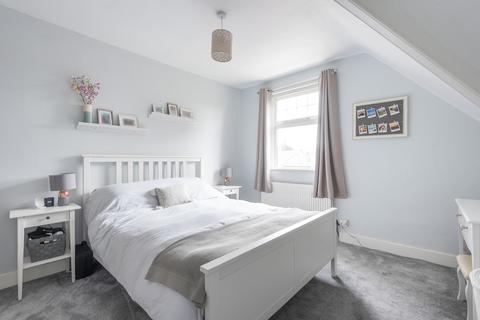 33c West Park, Mottingham, London, SE9 4RZ