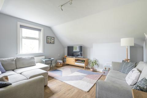 33c West Park, Mottingham, London, SE9 4RZ