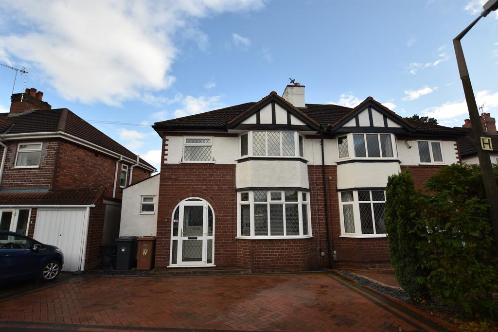 Cheshire Avenue, Shirley 3 bed semidetached house £315,000