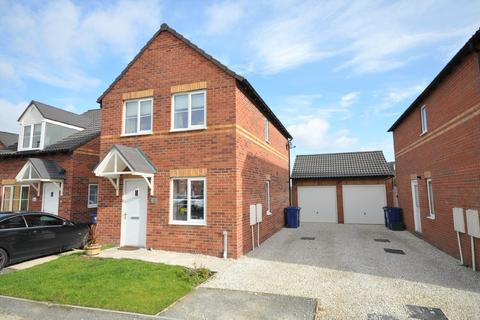 10 Cambridge Drive, Thorne, Doncaster, DN8 4FD