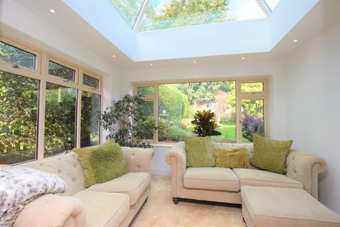 Milton Cottage Charing Hill, Charing, Ashford, TN27 0NF