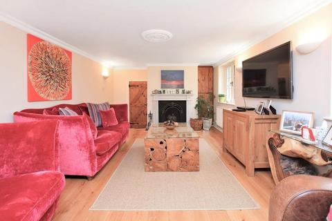 Milton Cottage Charing Hill, Charing, Ashford, TN27 0NF