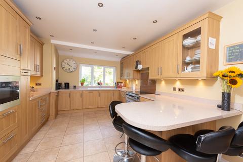 Nately Lodge Scures Hill, Nately Scures, Hook, RG27 9JR