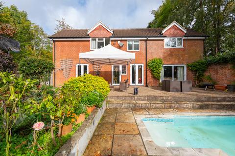 Nately Lodge Scures Hill, Nately Scures, Hook, RG27 9JR