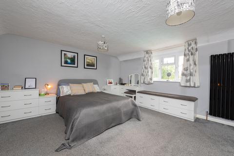 Nately Lodge Scures Hill, Nately Scures, Hook, RG27 9JR