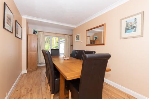 Nately Lodge Scures Hill, Nately Scures, Hook, RG27 9JR