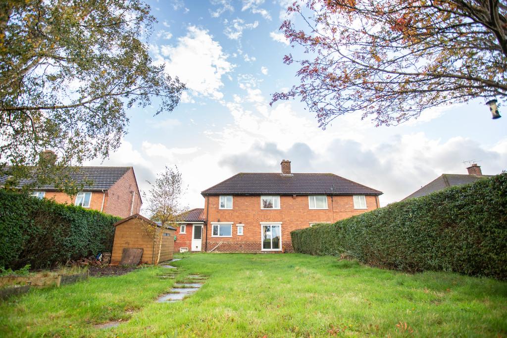 Beauty Bank, Whitegate, Northwich 3 bed semidetached house £260,000