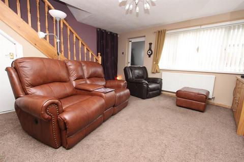 11 Moor Close, Darwen, BB3 3LG