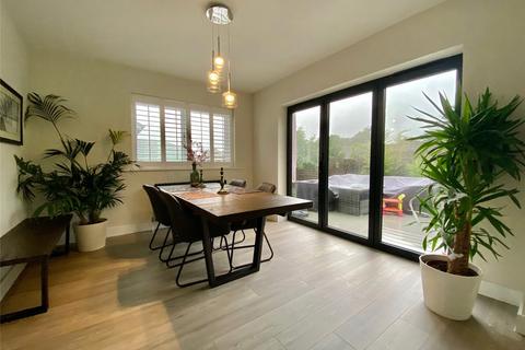 4 bedroom detached house to rent, Durlston Road, Poole, BH14