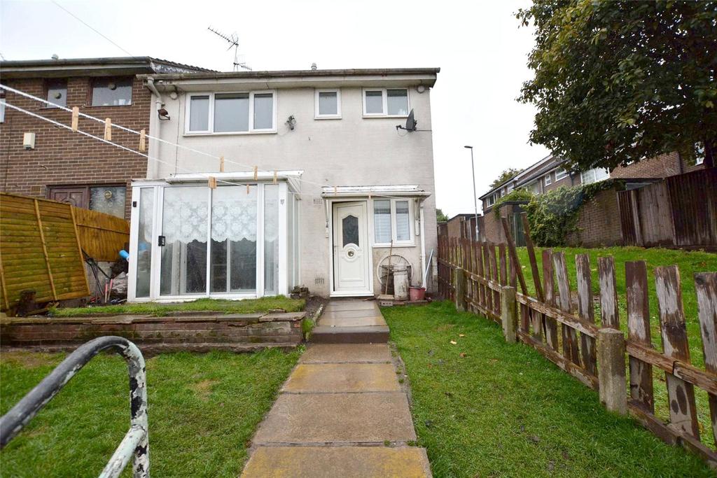 Snowden Close, Bramley, Leeds 2 bed townhouse £113,000