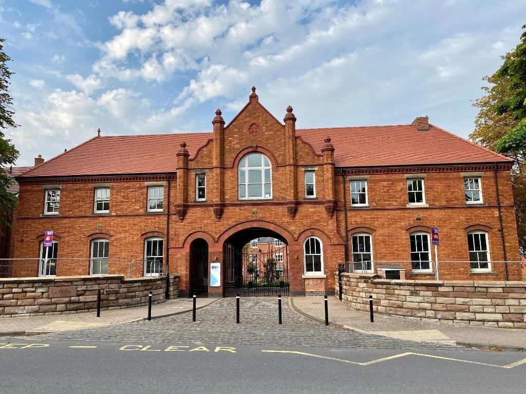 West lodge 1