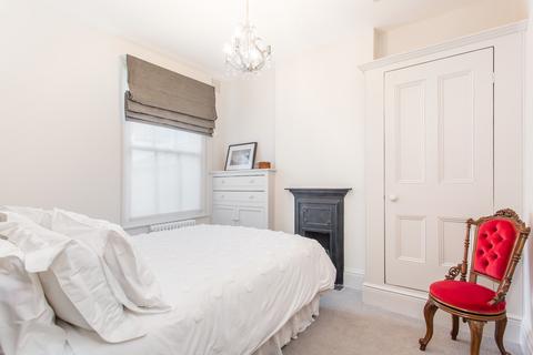 42 Lichfield Road, London, E3 5AT