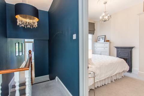 42 Lichfield Road, London, E3 5AT