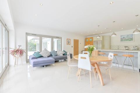 16 Kimpton Road, Blackmore End, St Albans, AL4 8LD