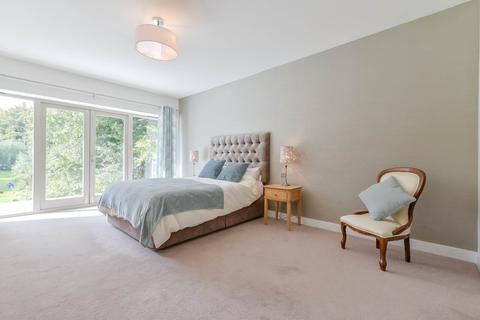 16 Kimpton Road, Blackmore End, St Albans, AL4 8LD