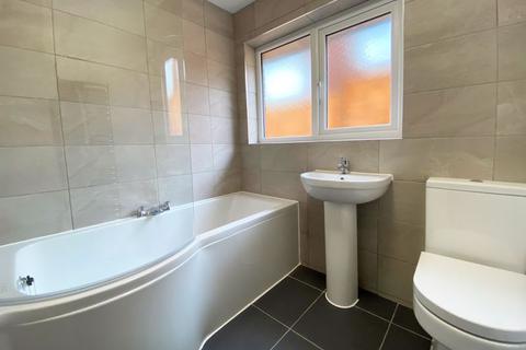 Veron Heath Road, Exeter, EX2 5JX