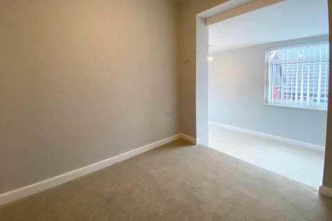 Veron Heath Road, Exeter, EX2 5JX
