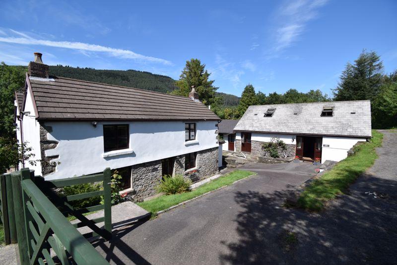 Ty Canol Farm, Cynonville, Port Talbot 7 bed property with land £700,000