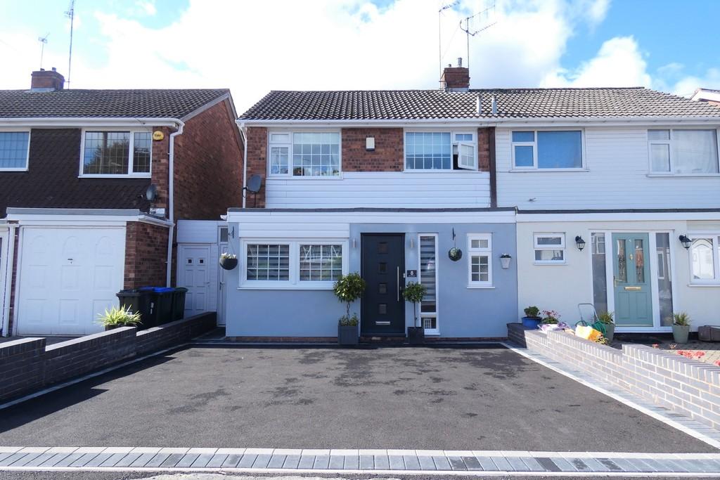 Jill Avenue, Great Barr 3 bed semidetached house £270,000