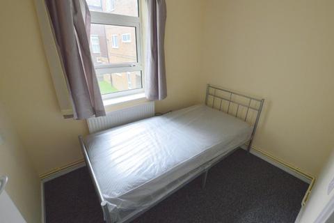 35 Berkeley Path, Luton, LU2 0TS