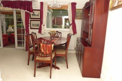 3 Hillcrest Road, Sutton Coldfield, B72 1EG