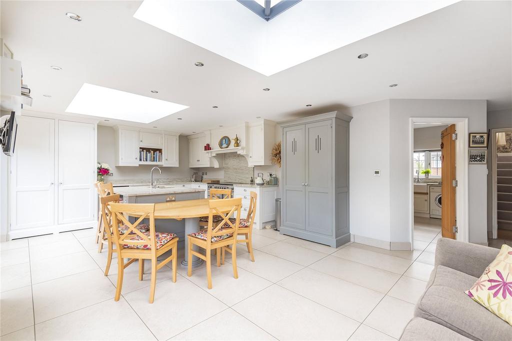 Kitchen Living Area