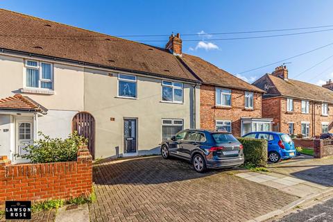 3 bedroom terraced house for sale - Crofton Road, Milton