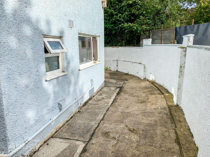Side Pathway