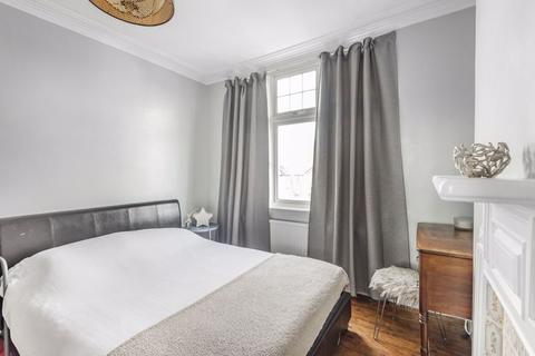 6 Brinkley Road, Worcester Park, KT4 8JF