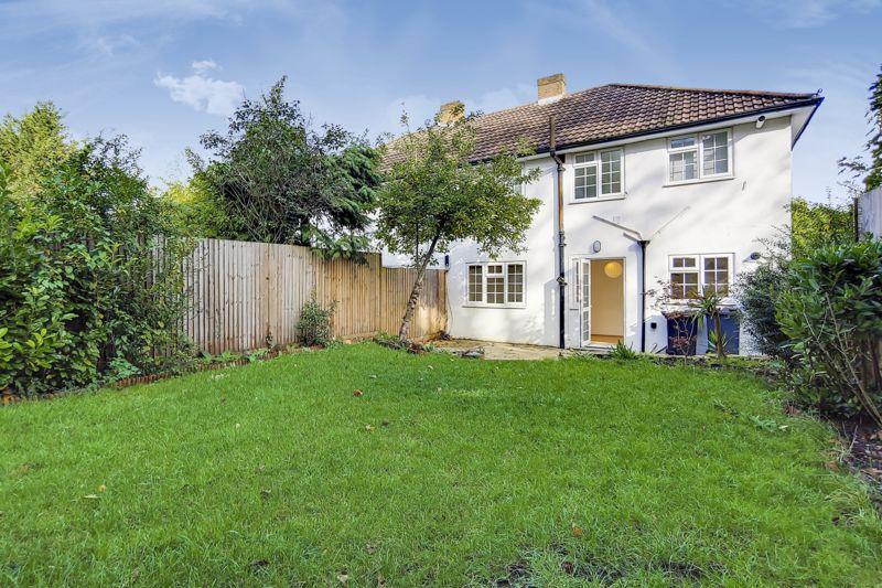 Campden Road, South Croydon 2 bed apartment £325,000
