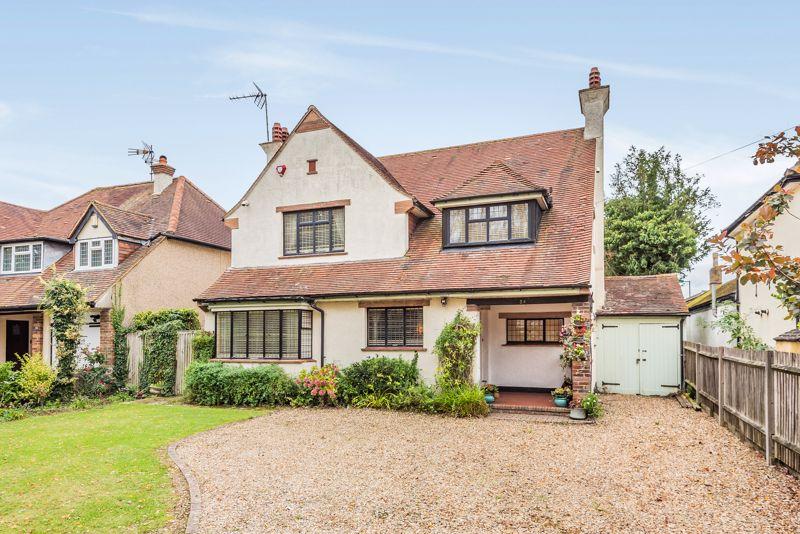 Lordsbury Field, Wallington 4 bed detached house £975,000