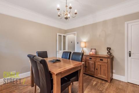 17a Globe Road, Hornchurch, RM11 1BS