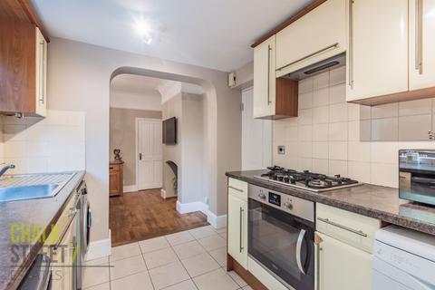 17a Globe Road, Hornchurch, RM11 1BS
