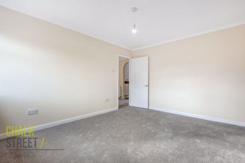 13 Austral Drive, Hornchurch, RM11 1JJ