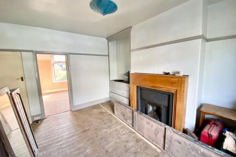 42 Grange Avenue, Marsden, Huddersfield, HD7 6AQ