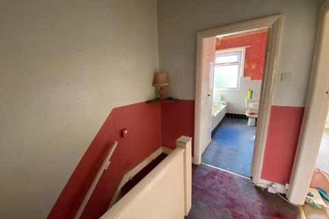 42 Grange Avenue, Marsden, Huddersfield, HD7 6AQ