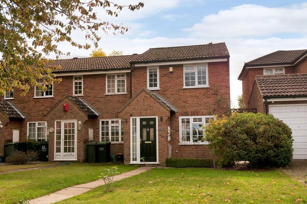 Harvest Ridge, Leybourne, West Malling 3 bed end of terrace house £