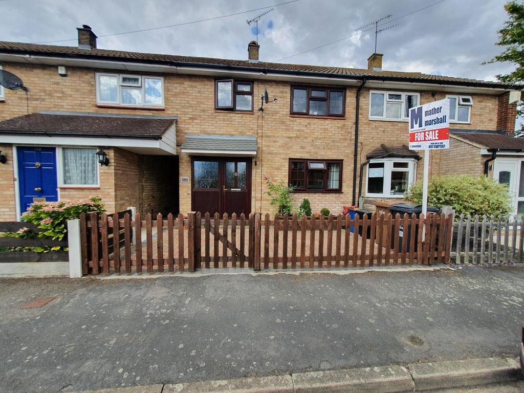 Collenswood Road, Stevenage 3 bed terraced house £275,000