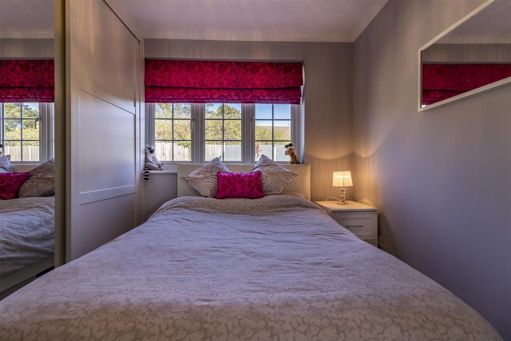 Bedroom 1 2nd.jpg