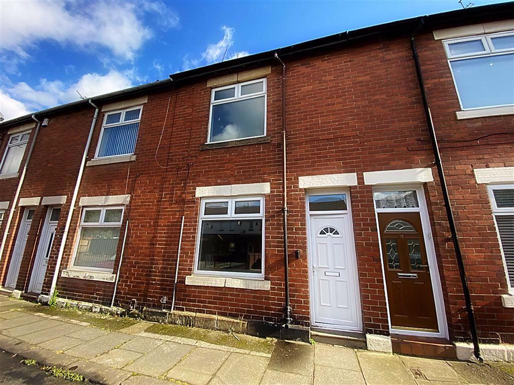 Station Road, Wallsend, Tyne & Wear, NE28 2 bed terraced house £85,000