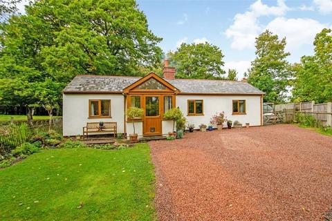 Oxbine Chapel Lane, Callow Hill, Kidderminster, DY14 9XE